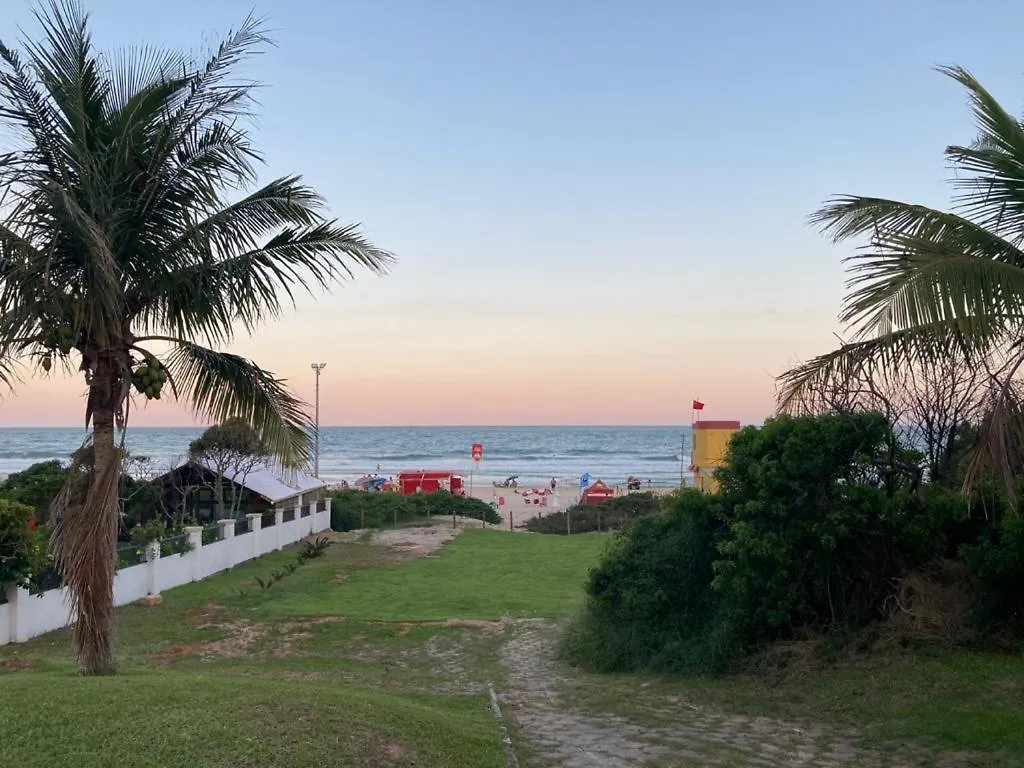 Segurança e conforto na Praia Brava a 100 do mar - Condomínio Curimã Florianópolis Brasil