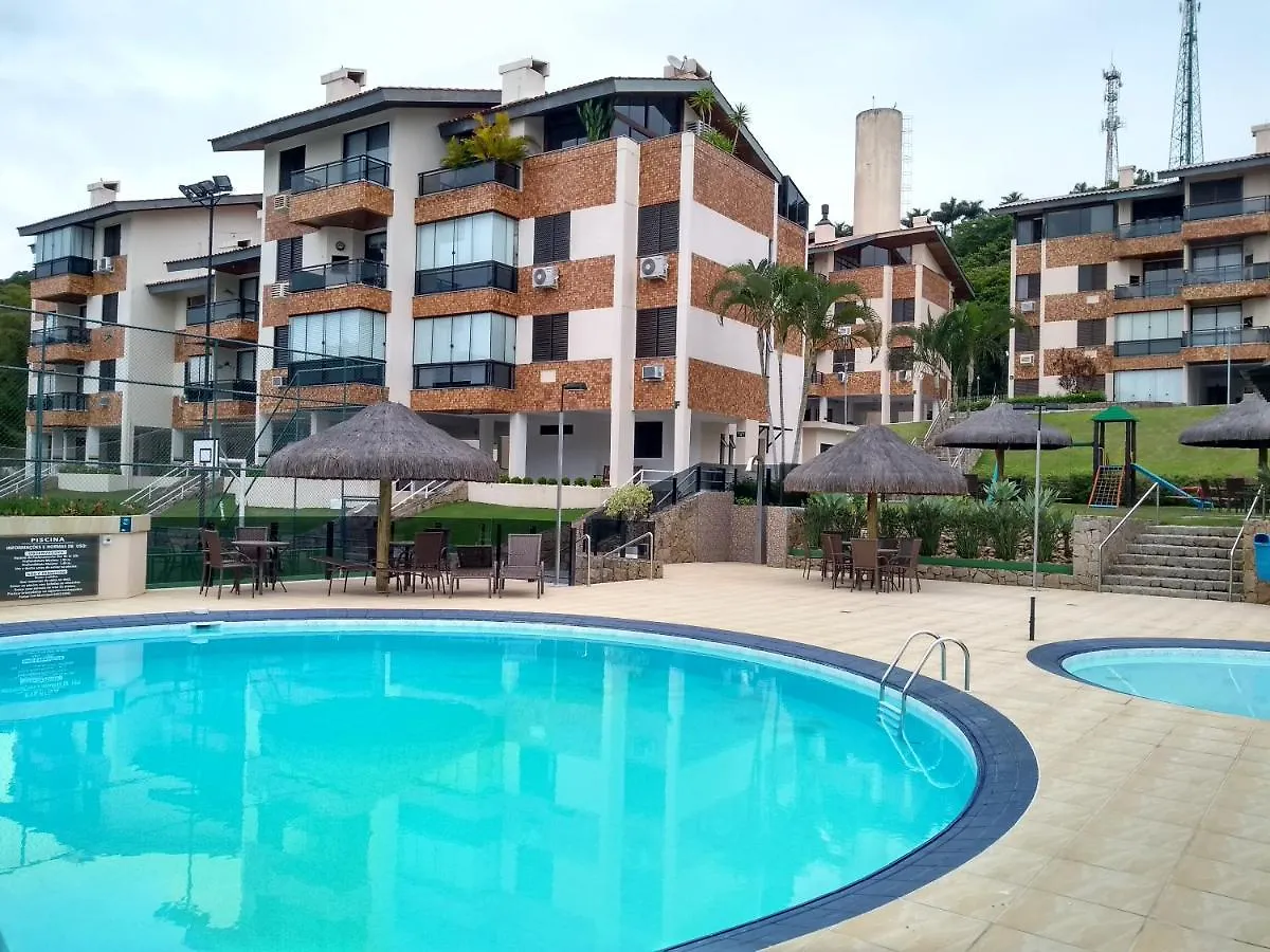 Segurança e conforto na Praia Brava a 100 do mar - Condomínio Curimã Florianópolis